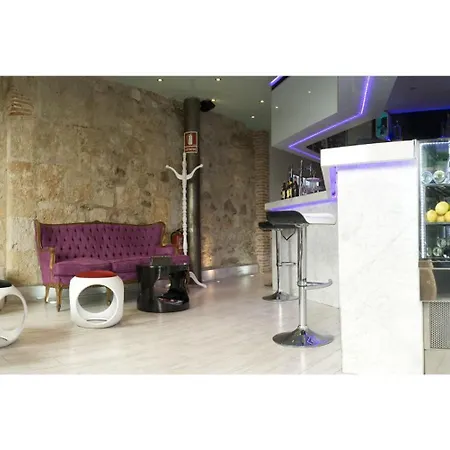 Guest house Revolutum 2*