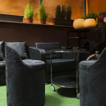 Revolutum Gæstehus 2*