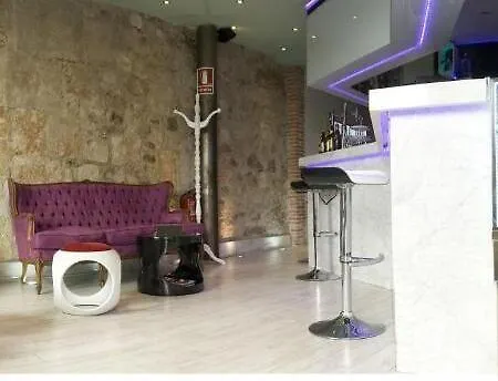 Revolutum 2*