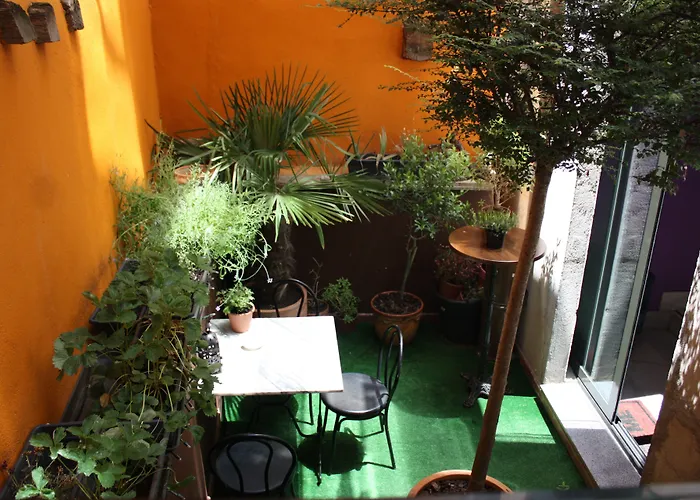 게스트하우스 Revolutum 2*